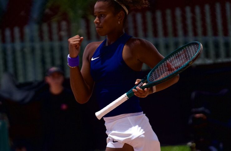 Tênis Feminino: Brasil Garante Vaga no Playoff Mundial da Billie Jean King Cup com Campanha Impecável